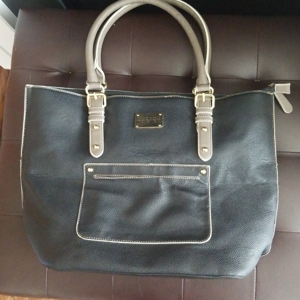 Kenneth Cole Reaction purse